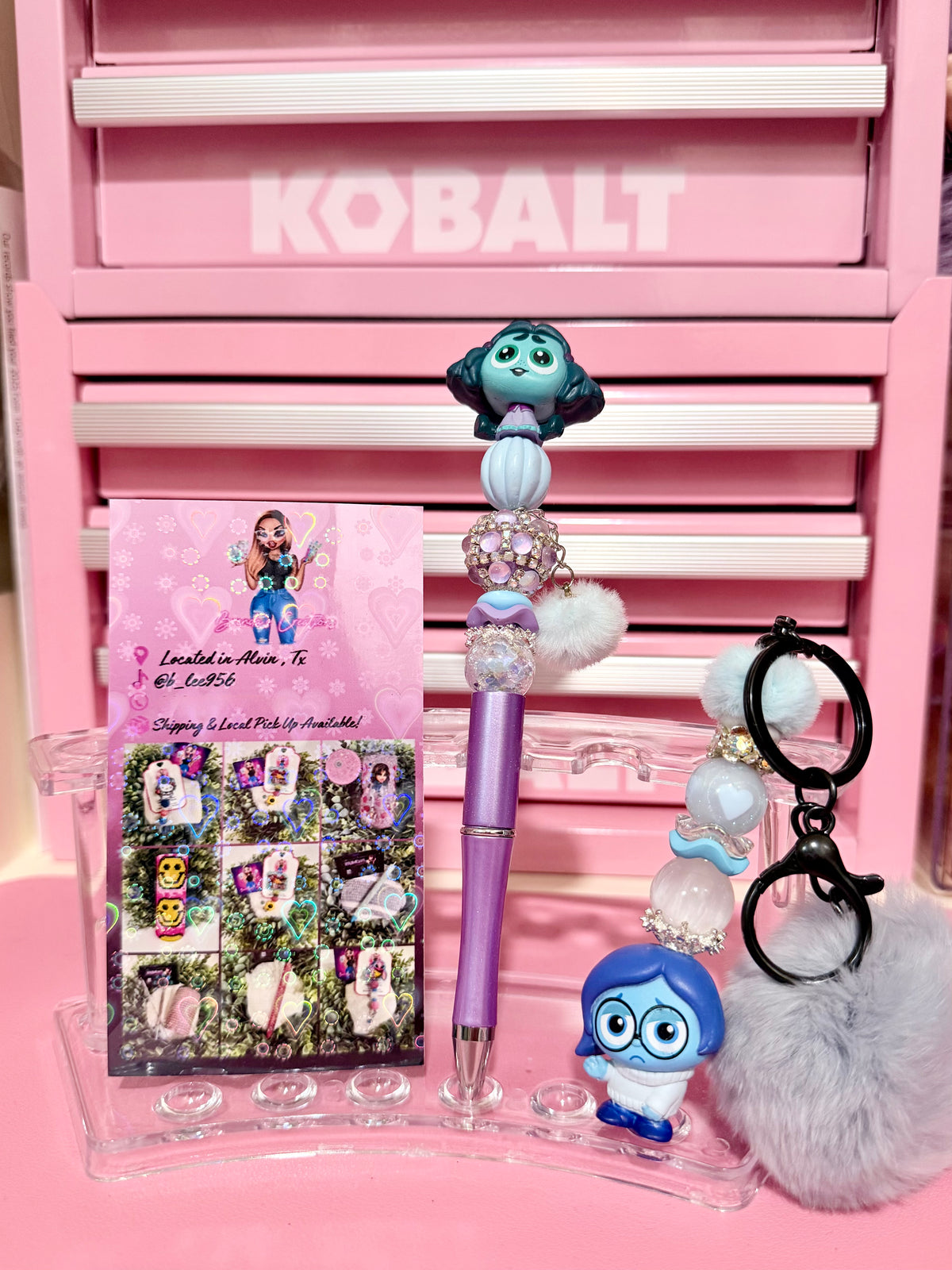 The feels pen and keychain